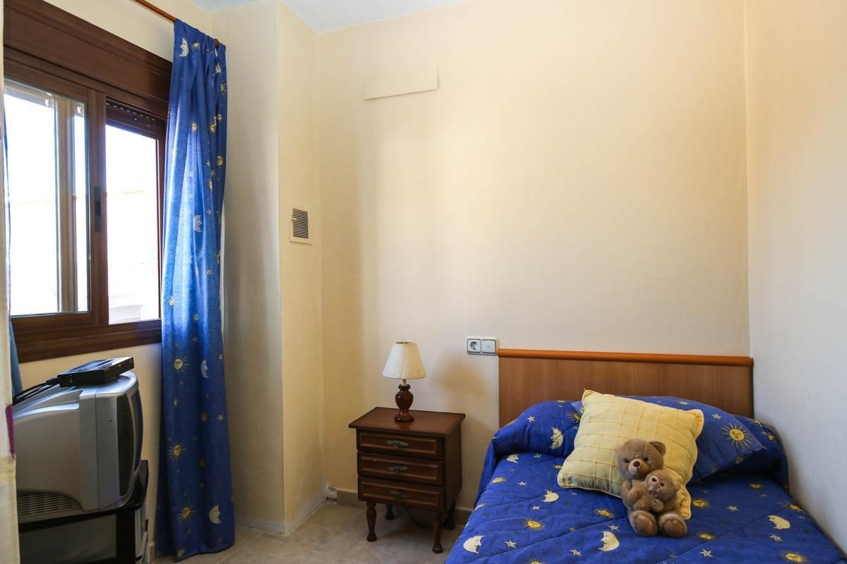 Geschakelde Woning in Alozaina-24