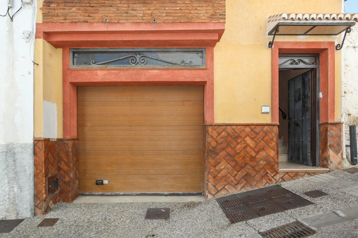 Geschakelde Woning in Alozaina-38