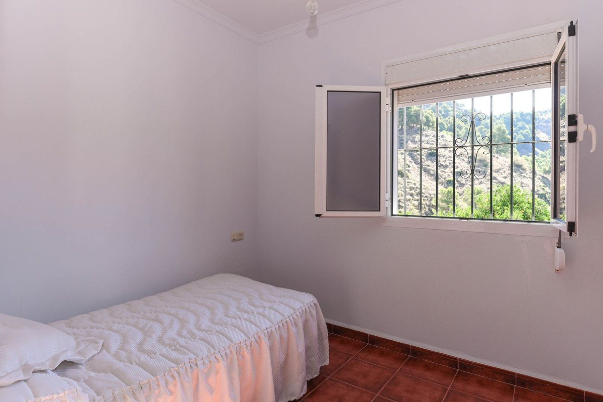 Huis te koop in Alozaina | 3 slaapkamers H4117033