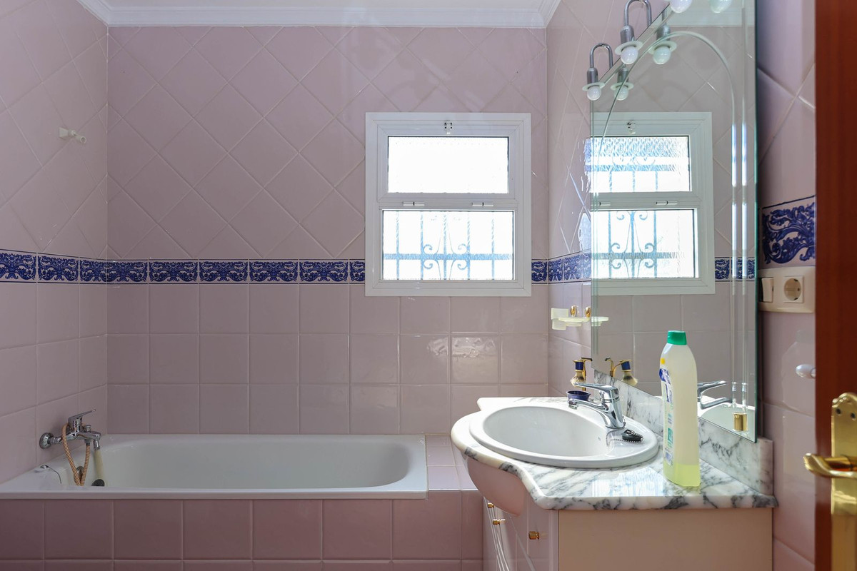 Huis te koop in Alozaina | 3 slaapkamers H4117033