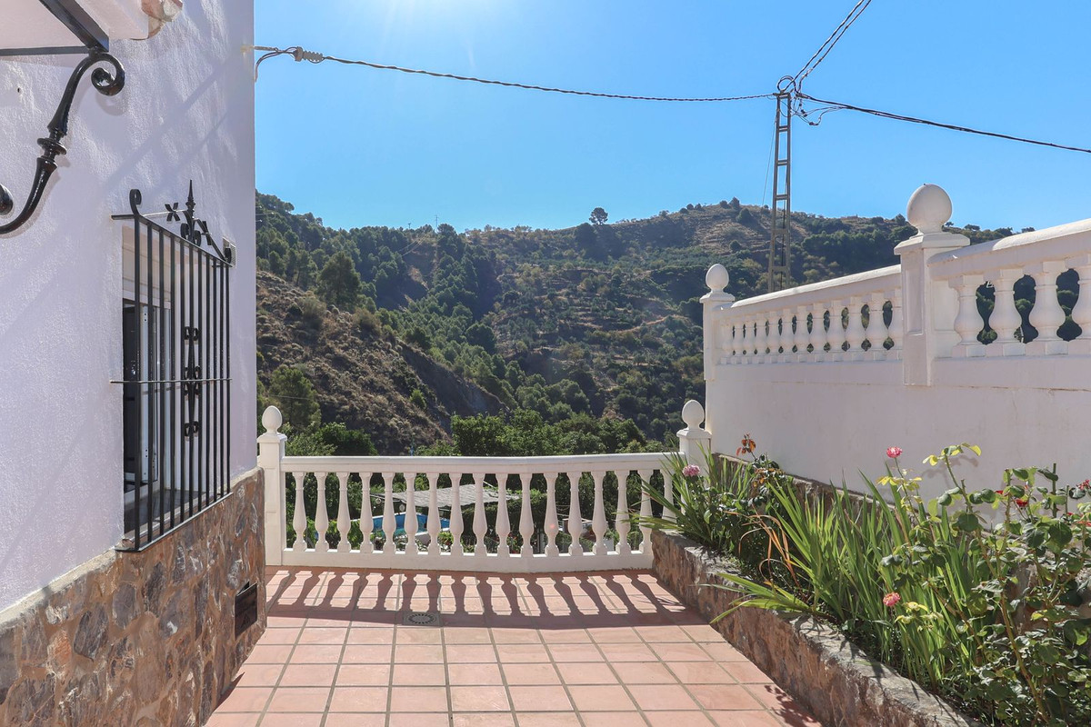 Huis te koop in Alozaina | 3 slaapkamers H4117033