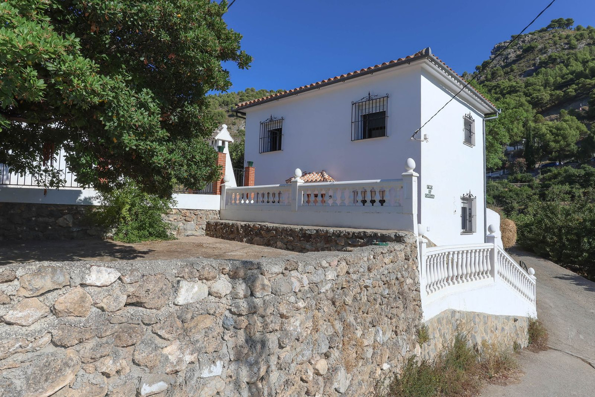 Huis te koop in Alozaina | 3 slaapkamers H4117033