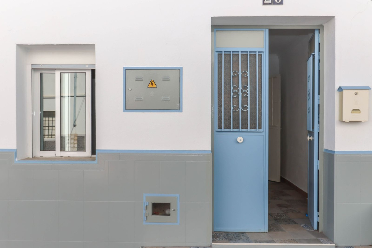 Geschakelde Woning in Alozaina-1