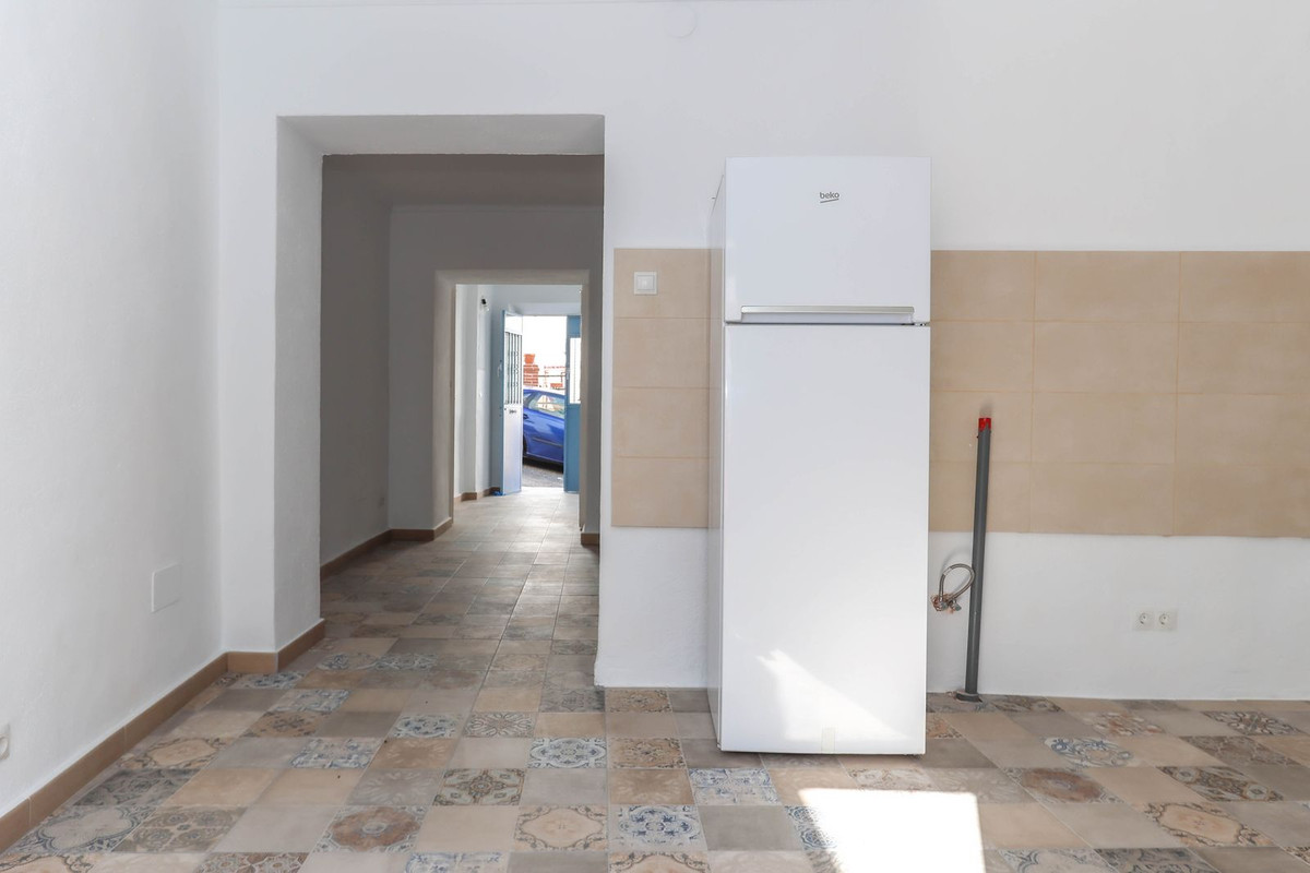 Geschakelde Woning in Alozaina-19