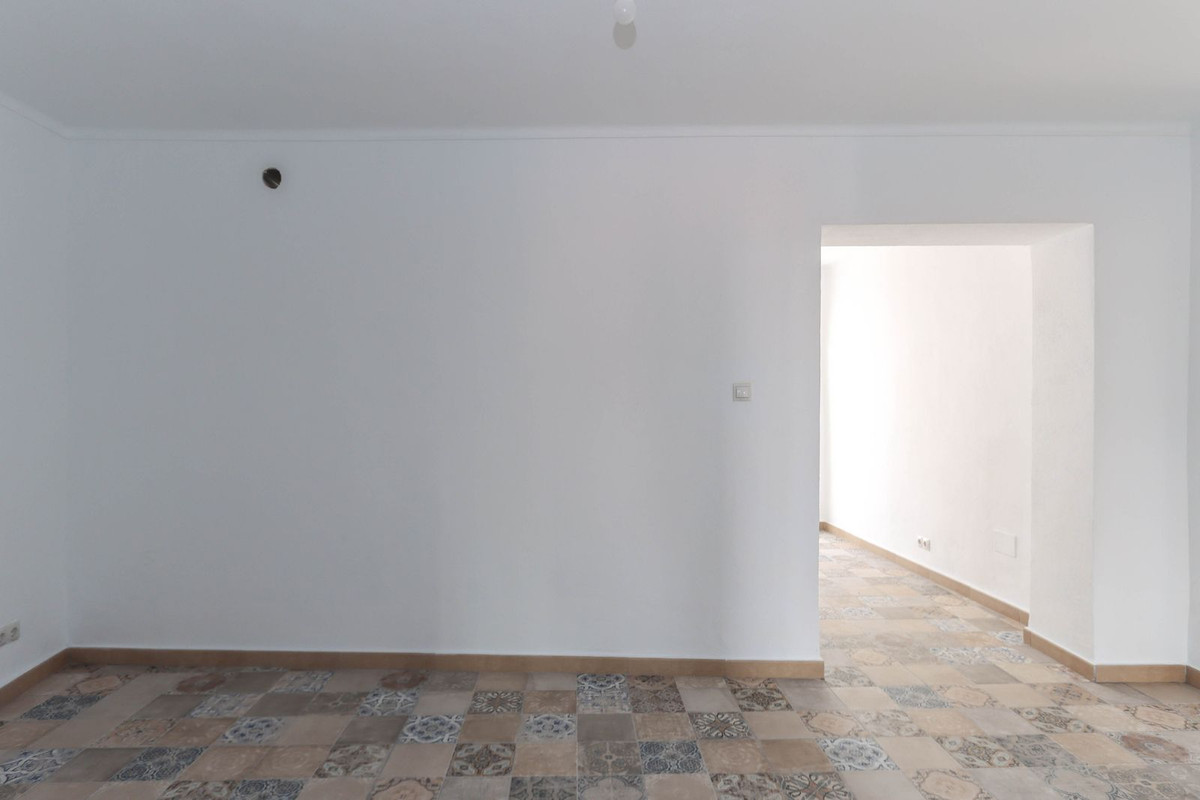 Geschakelde Woning in Alozaina-21