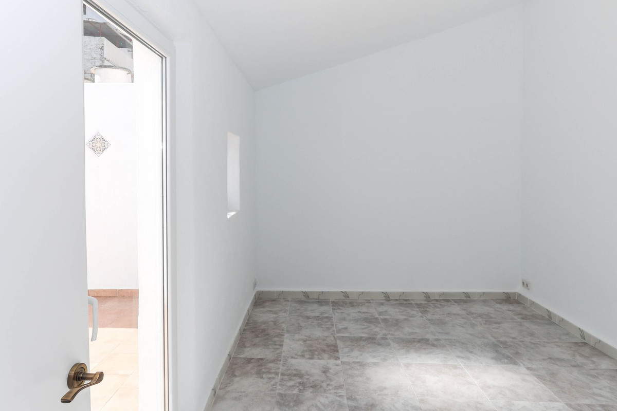 Geschakelde Woning in Alozaina-27