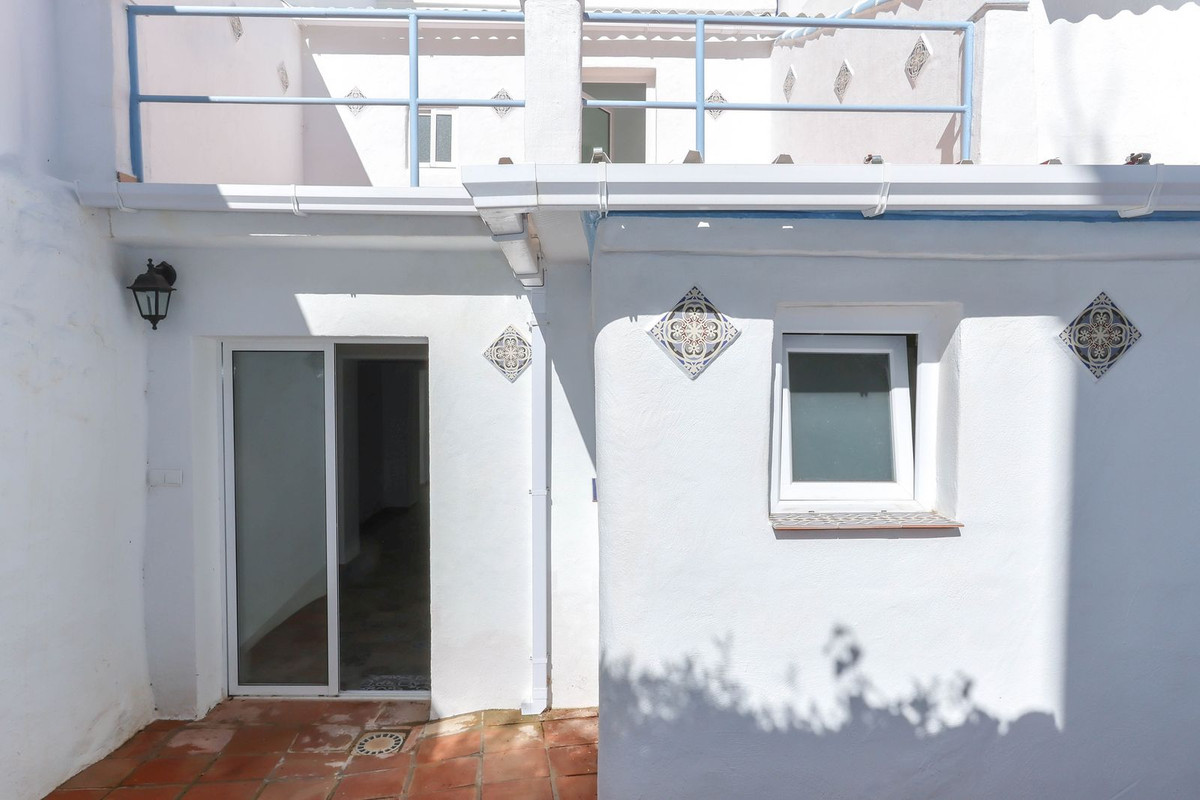 Geschakelde Woning in Alozaina-37