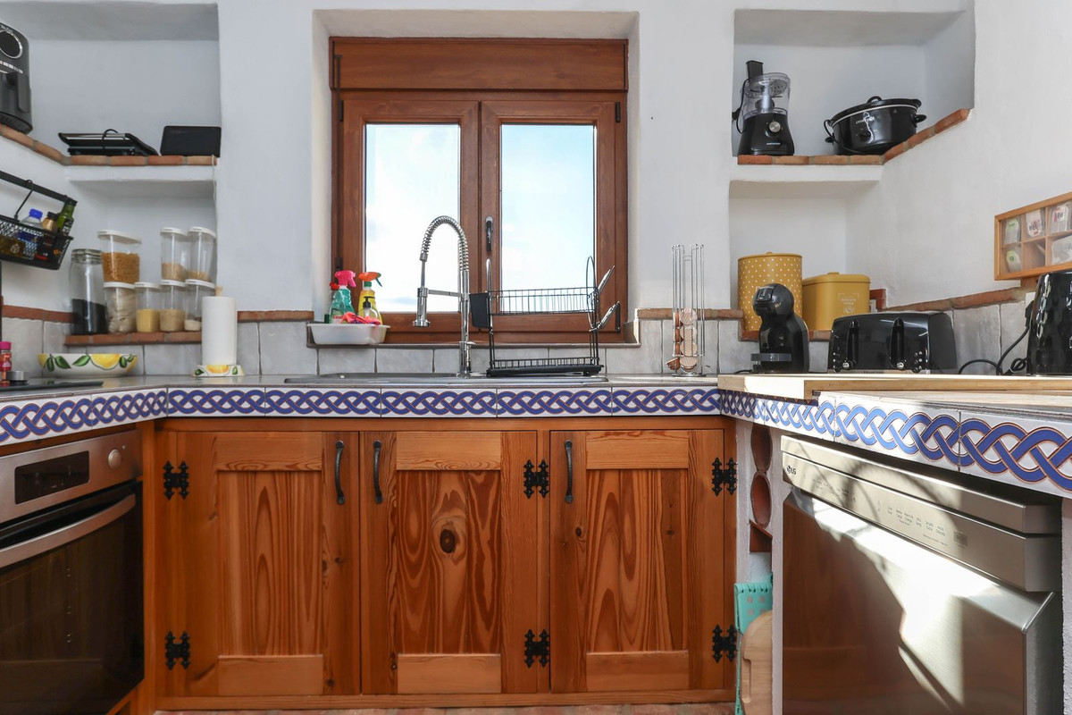 Geschakelde Woning in Alozaina-19