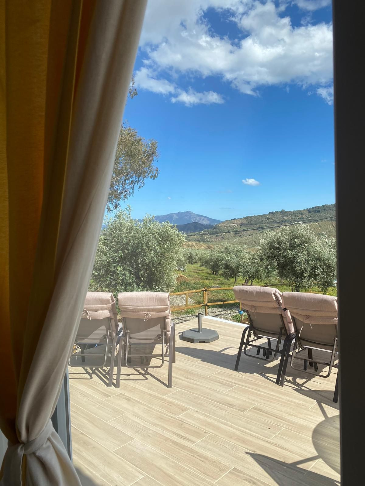 Finca - Cortijo te koop in Alozaina | 5 slaapkamers H5063392