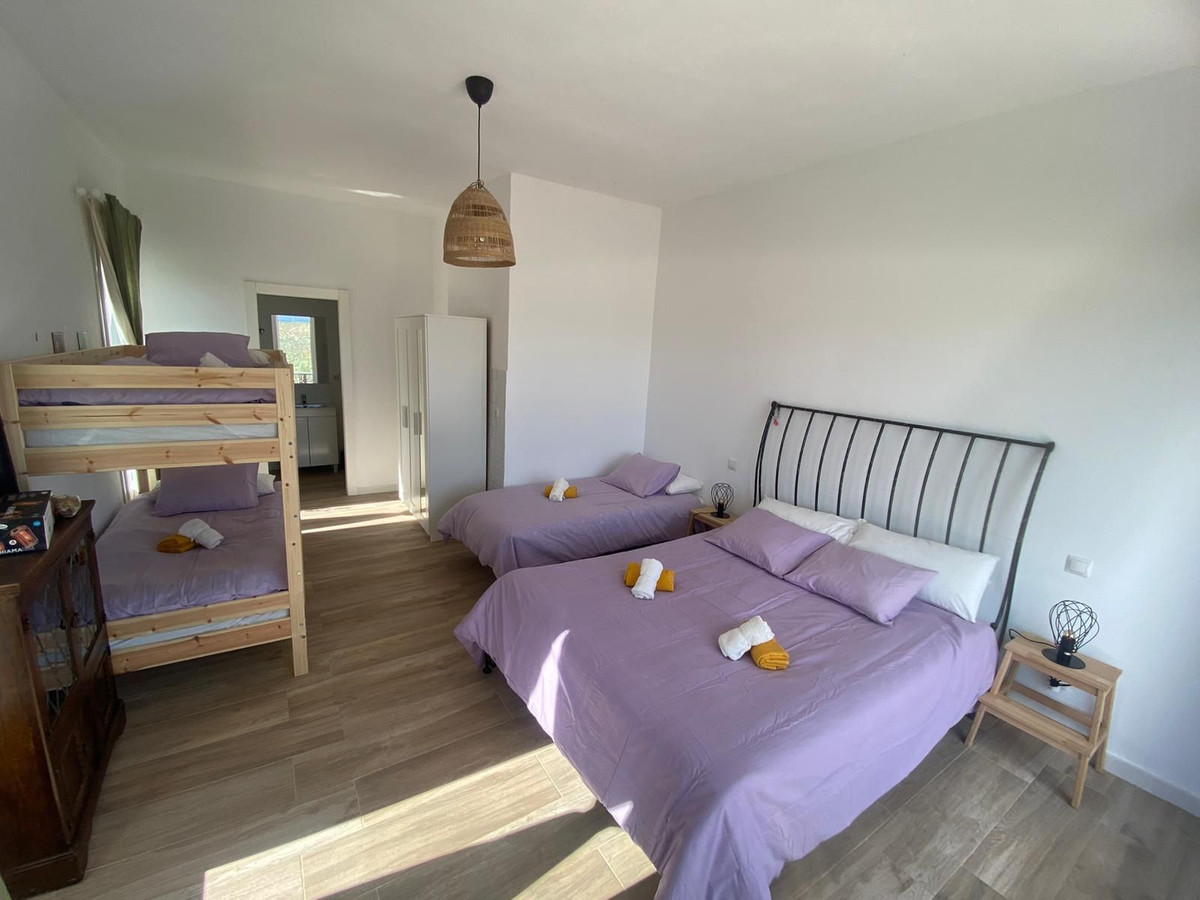 Finca - Cortijo te koop in Alozaina | 5 slaapkamers H5063392