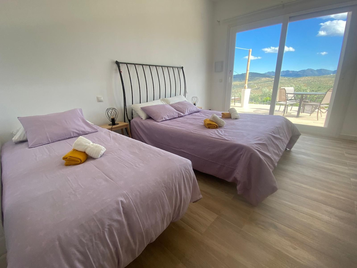 Finca - Cortijo te koop in Alozaina | 5 slaapkamers H5063392