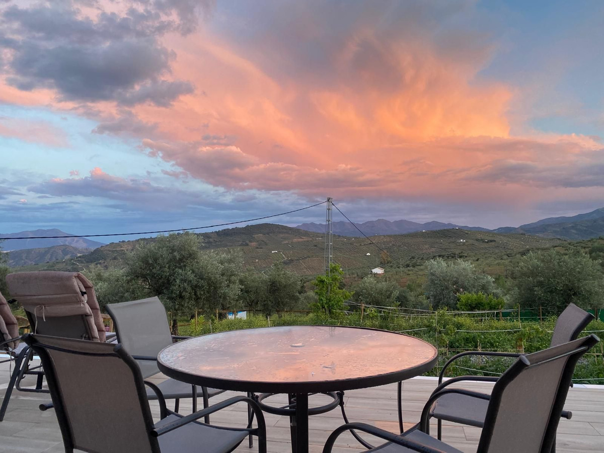 Finca - Cortijo te koop in Alozaina | 5 slaapkamers H5063392