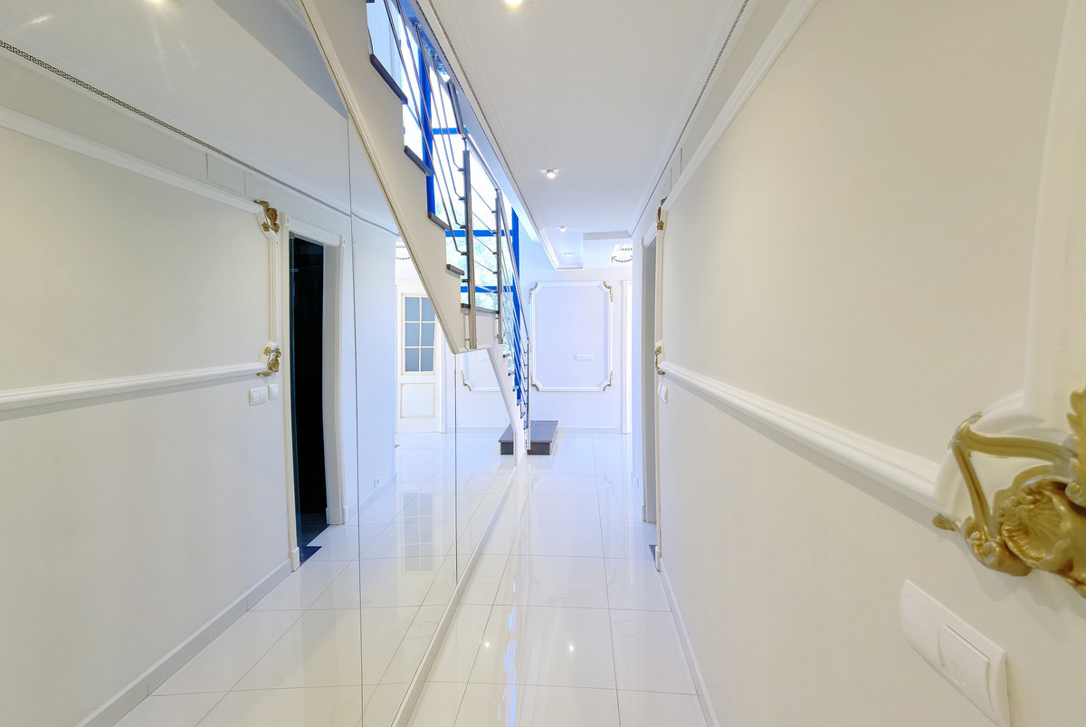 Vrijstaande Villa te koop in Altea | 4 slaapkamers H4129006