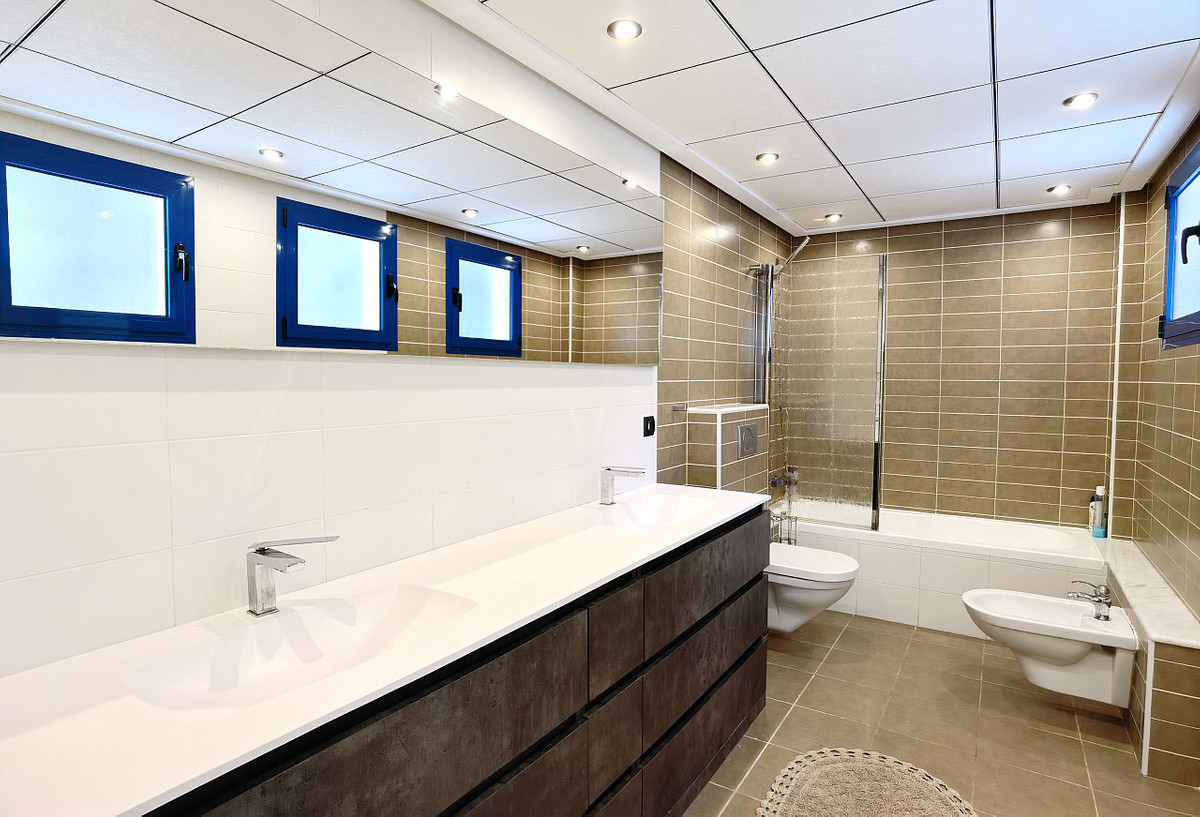 Vrijstaande Villa te koop in Altea | 4 slaapkamers H4129006