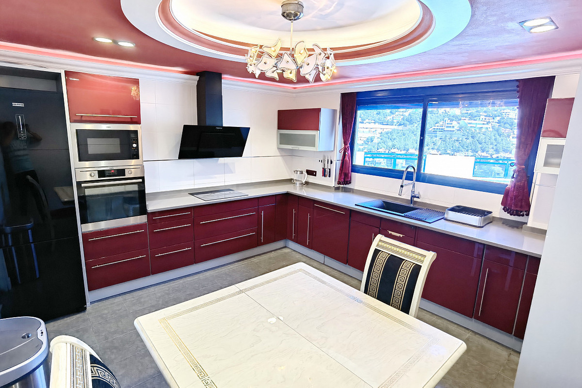 Vrijstaande Villa te koop in Altea | 4 slaapkamers H4129006