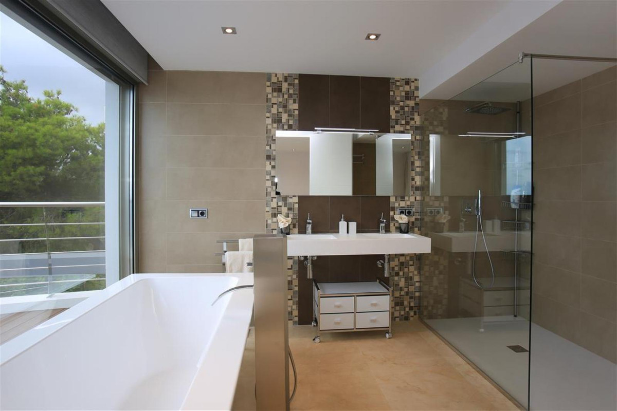 Property main view 38