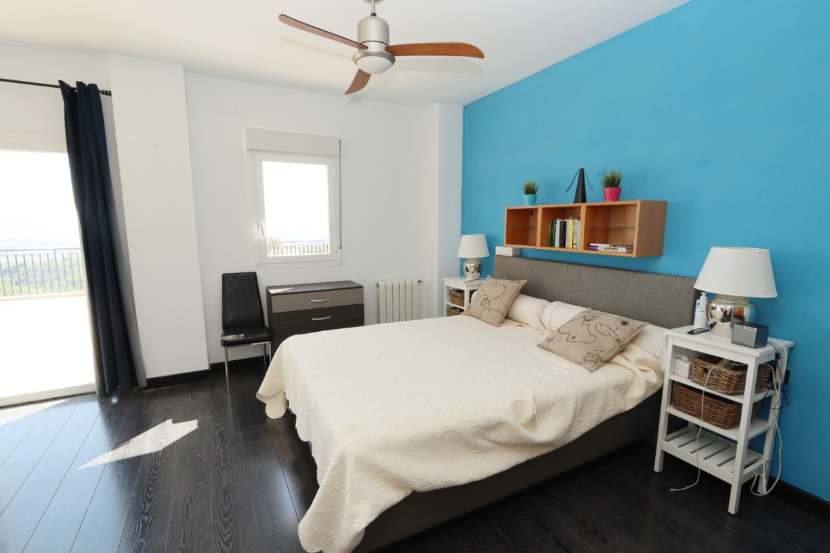 Property main view 33