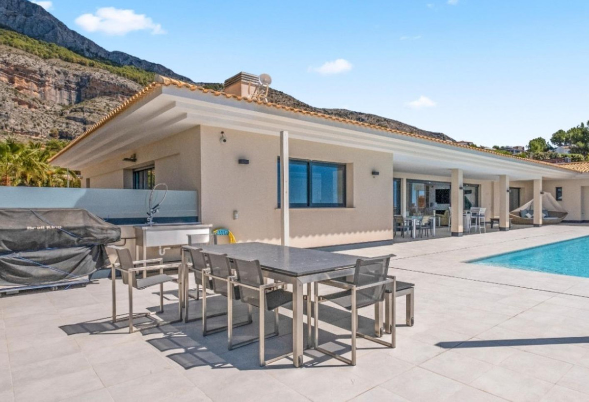 Vrijstaande Villa te koop in Altea | 5 slaapkamers H5385895