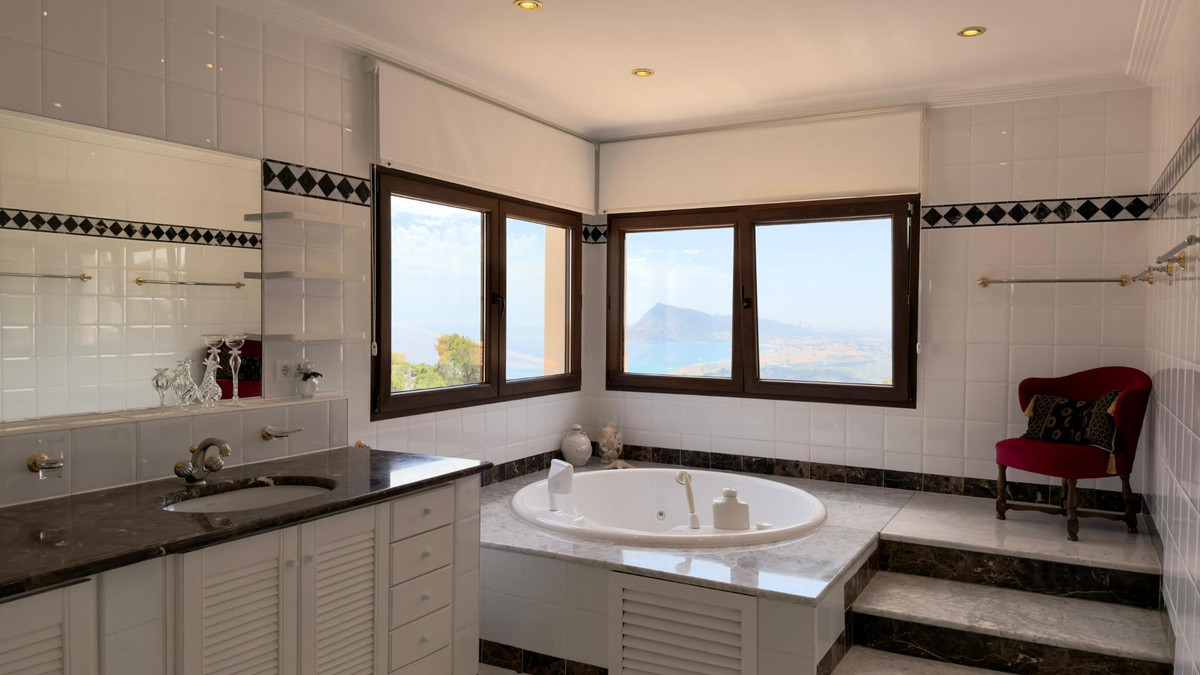 Bungalow te koop in Altea | 5 slaapkamers H5388511