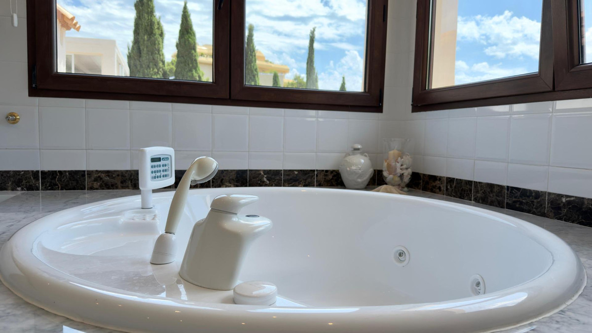 Bungalow te koop in Altea | 5 slaapkamers H5388511