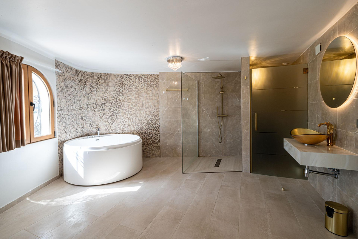 Property main view 40
