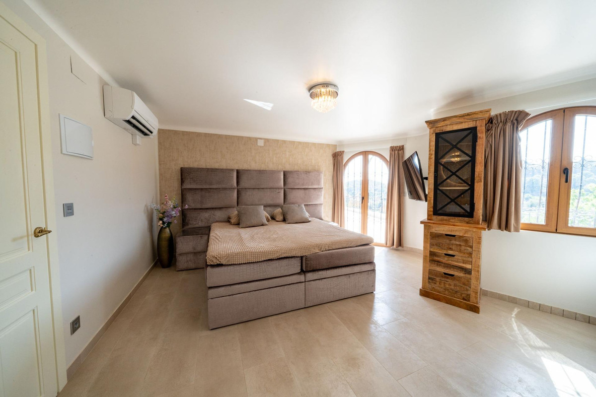 Property main view 41