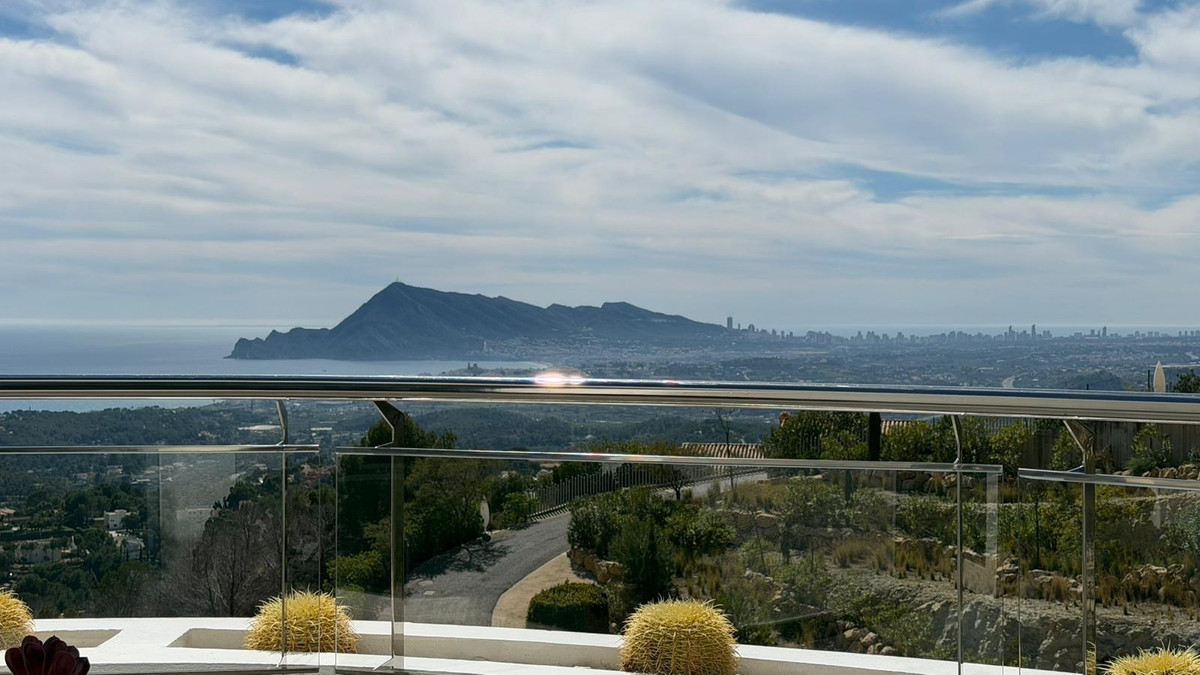 Property main view 33