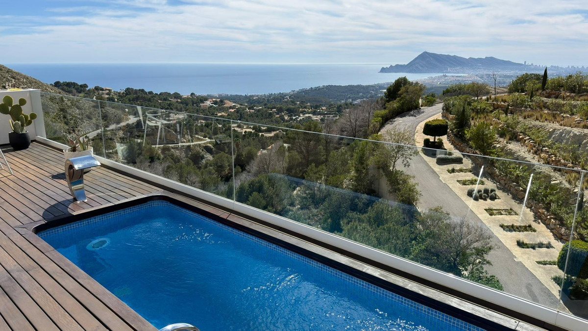 Property main view 40