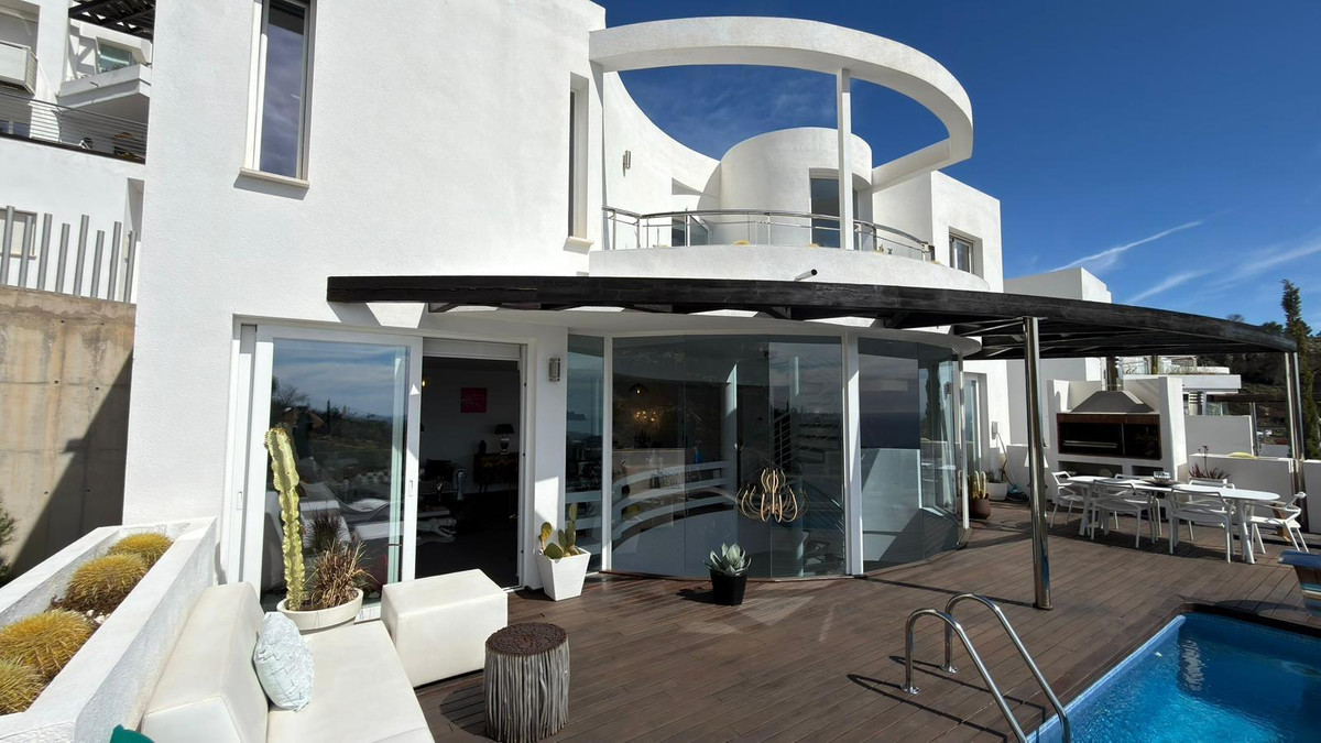Property main view 43