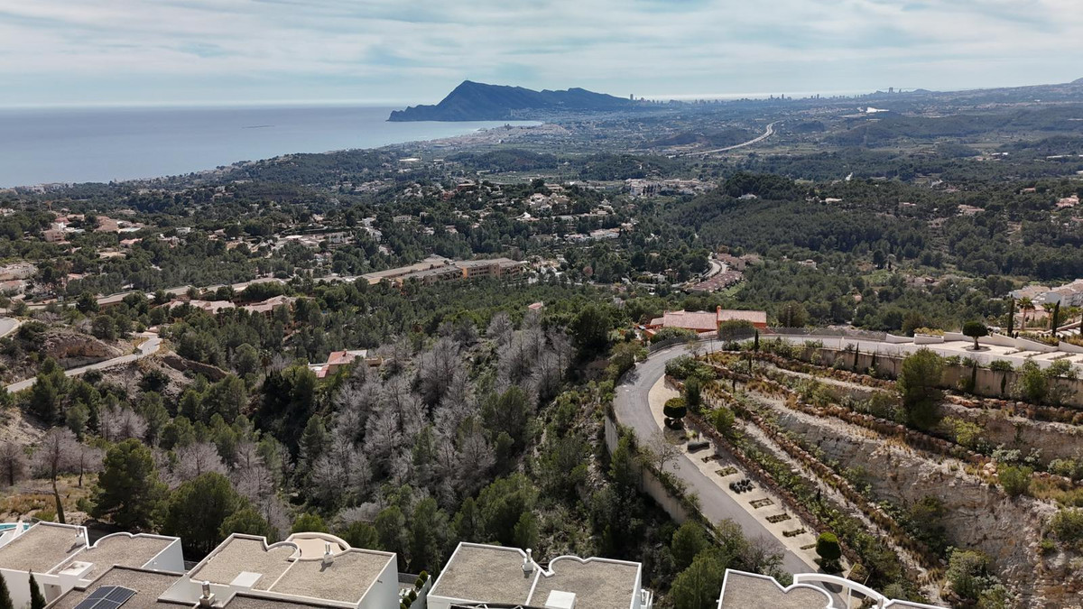Property main view 44