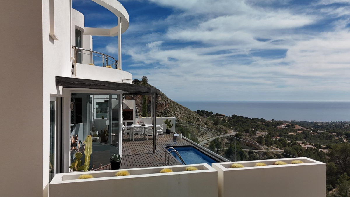 Property main view 46