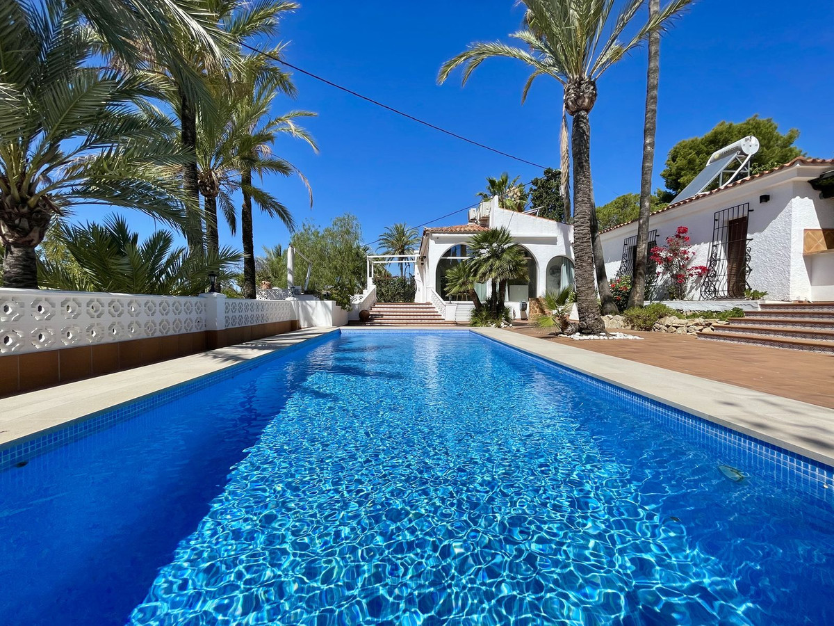 Vrijstaande Villa te koop in Altea | 4 slaapkamers H5439799