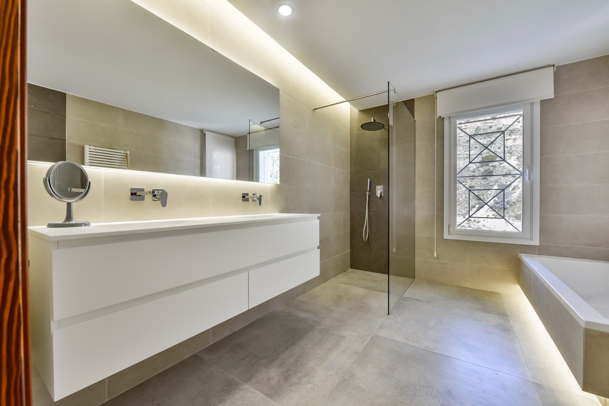 Property main view 45