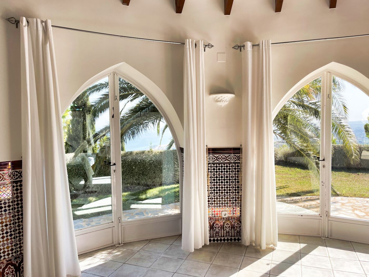 Huis te koop in Altea la Vella | 8 slaapkamers H4357078