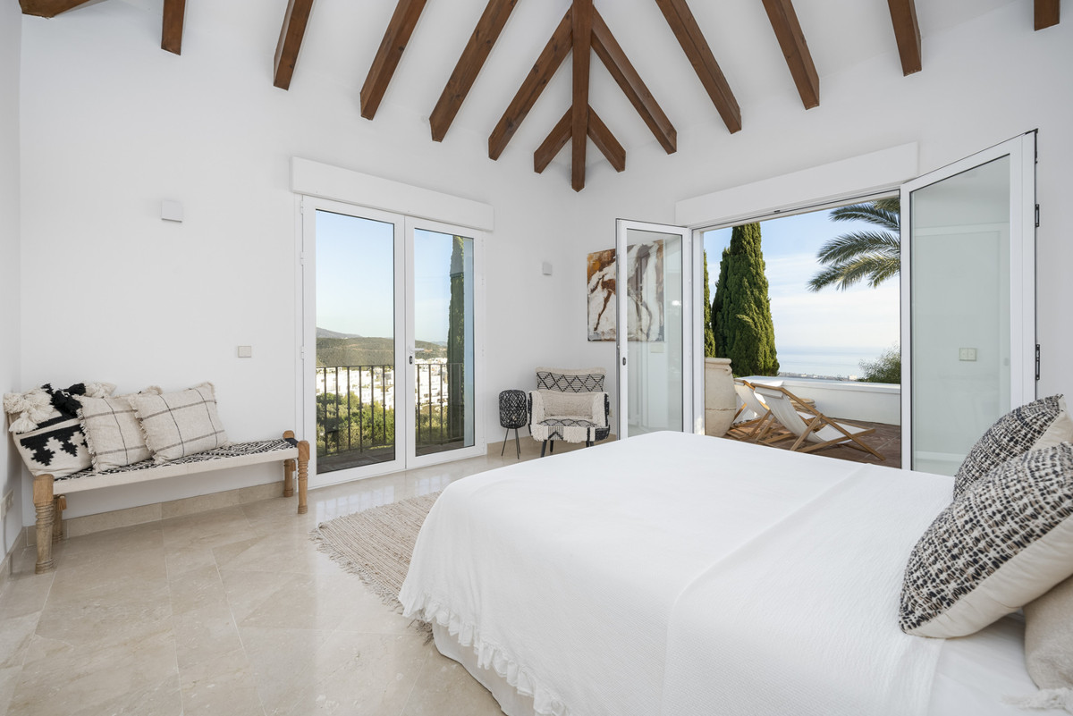 Vrijstaande Villa in Altos de los Monteros-37