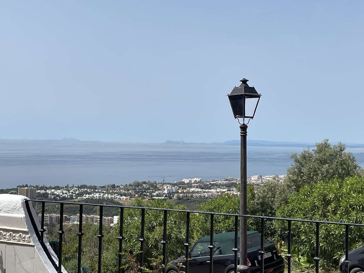Geschakelde Woning in Altos de los Monteros-13