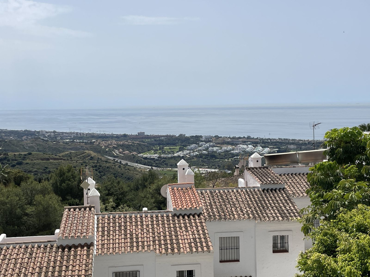 Geschakelde Woning in Altos de los Monteros-23