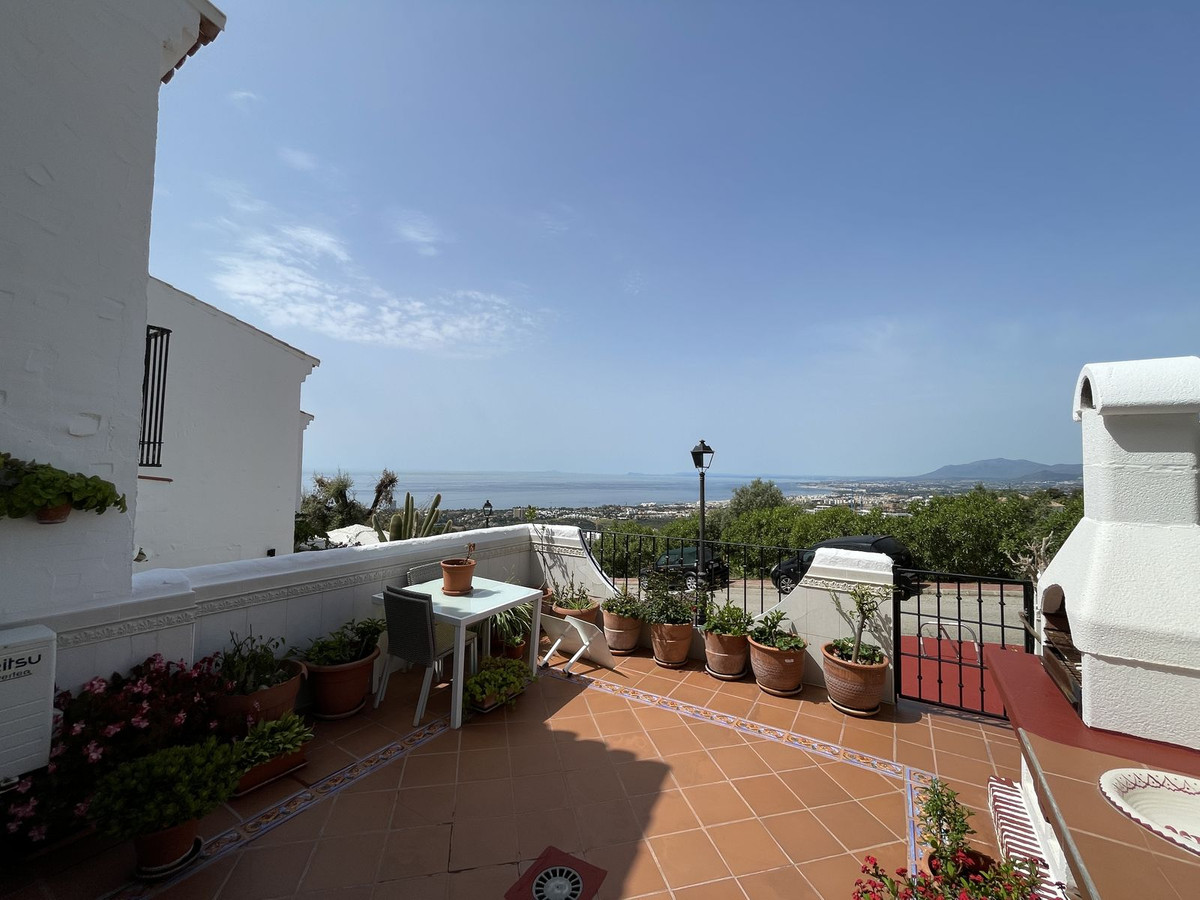 Geschakelde Woning in Altos de los Monteros-33