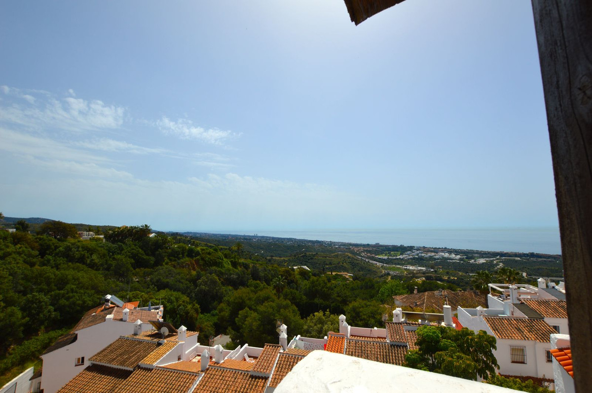 Geschakelde Woning in Altos de los Monteros-39