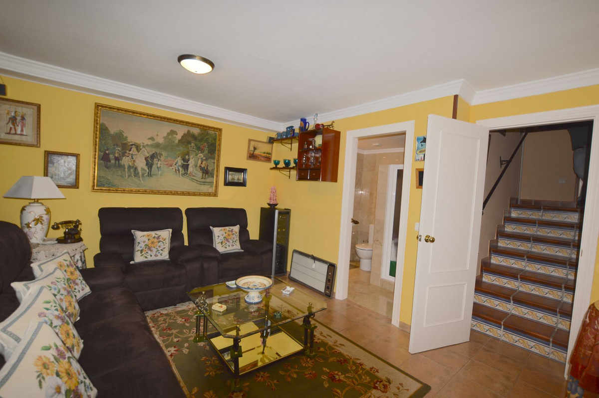 Geschakelde Woning in Altos de los Monteros-5