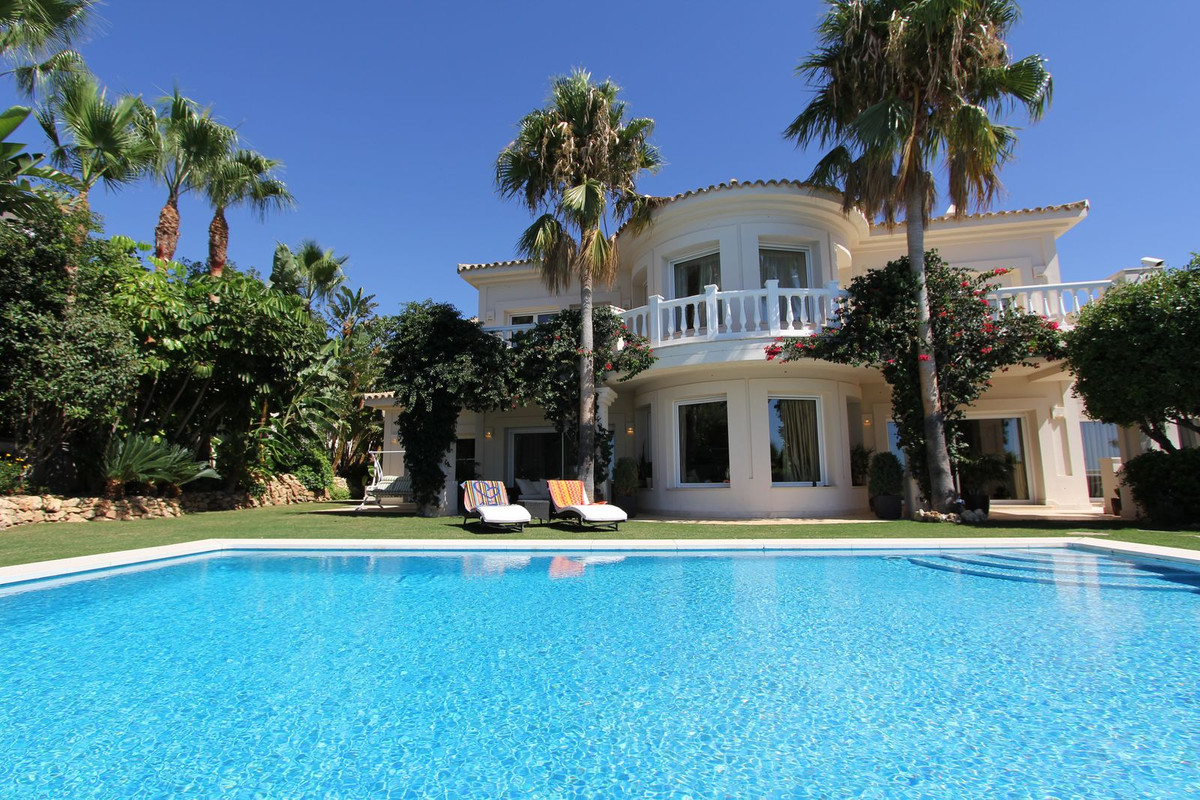 House te koop in Altos de los Monteros | 5 slaapkamers H5066941