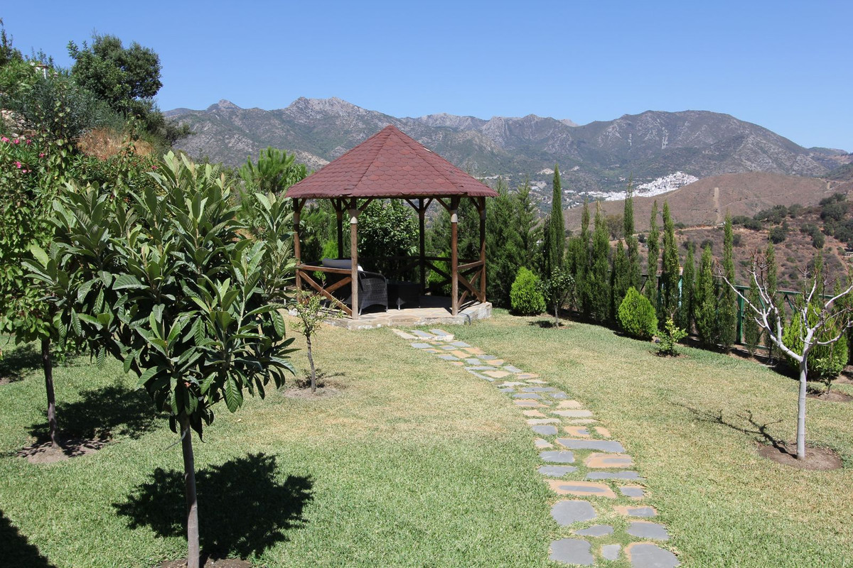 House te koop in Altos de los Monteros | 5 slaapkamers H5066941