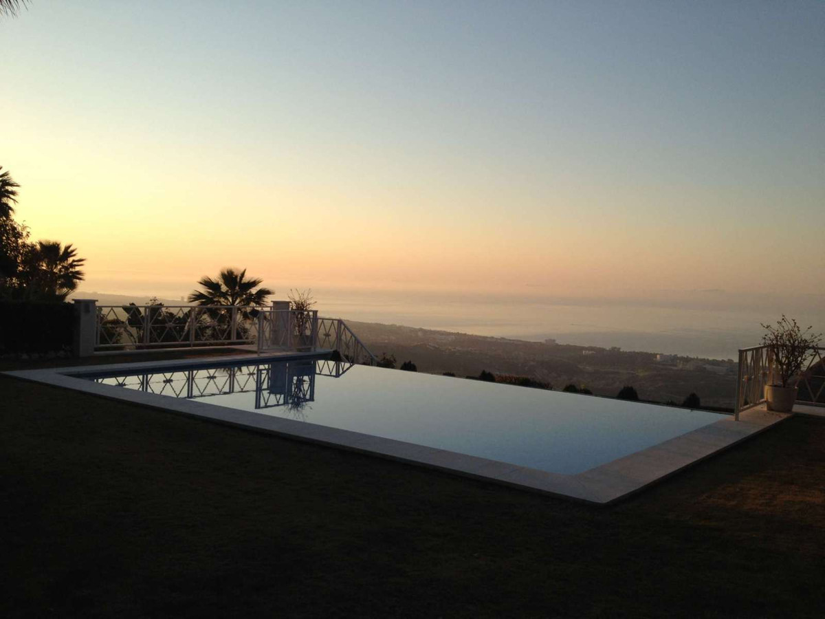 House te koop in Altos de los Monteros | 5 slaapkamers H5066941