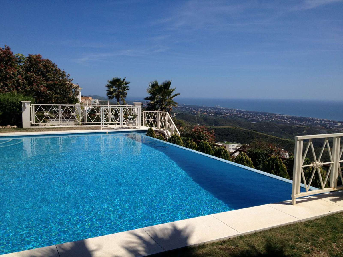 House te koop in Altos de los Monteros | 5 slaapkamers H5066941