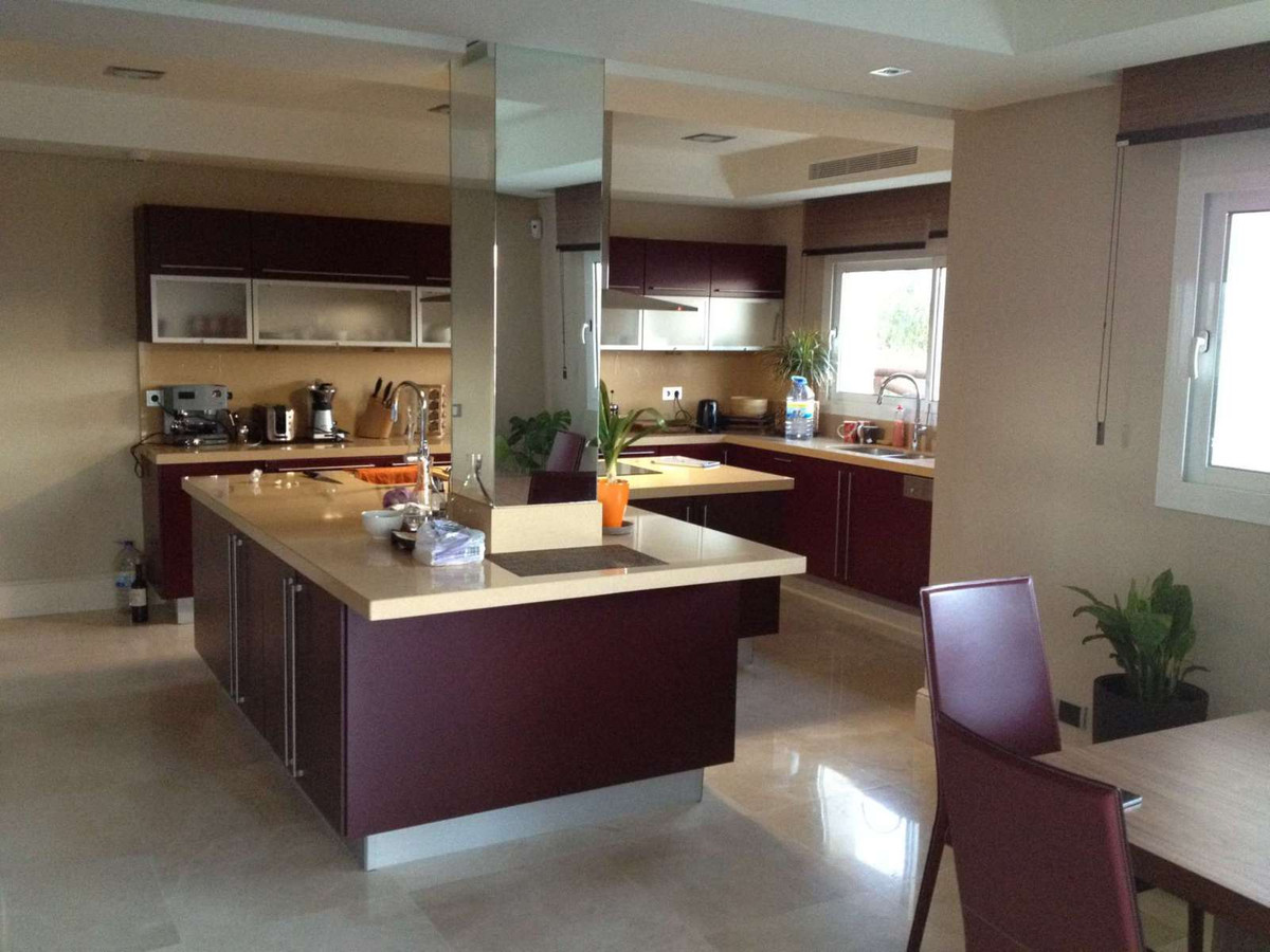 House te koop in Altos de los Monteros | 5 slaapkamers H5066941