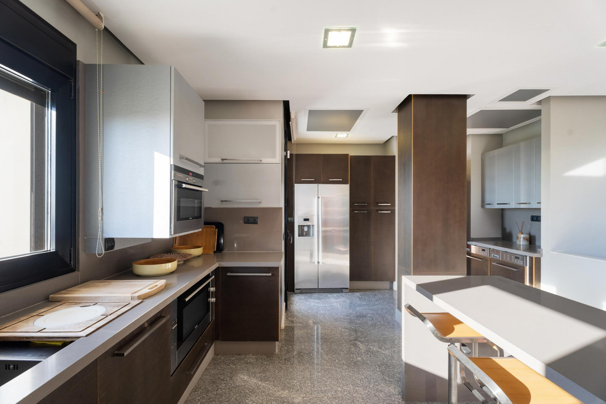 Huis te koop in Altos de los Monteros | 5 slaapkamers H5207968