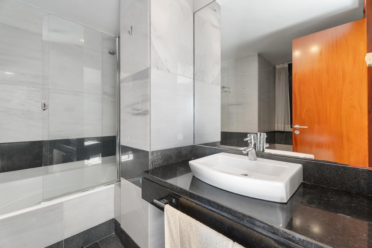 Huis te koop in Altos de los Monteros | 5 slaapkamers H5207968