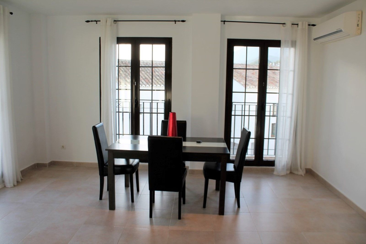 Huis te koop in Altos de los Monteros | 2 slaapkamers H5319475