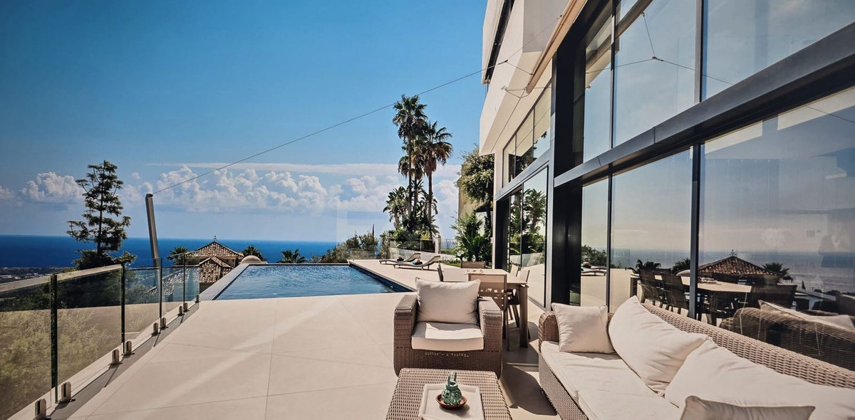 Huis te koop in Altos de los Monteros | 4 slaapkamers H5381026