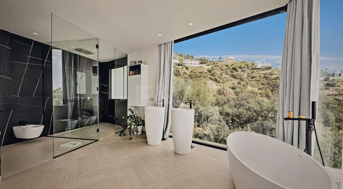 Huis te koop in Altos de los Monteros | 4 slaapkamers H5381026